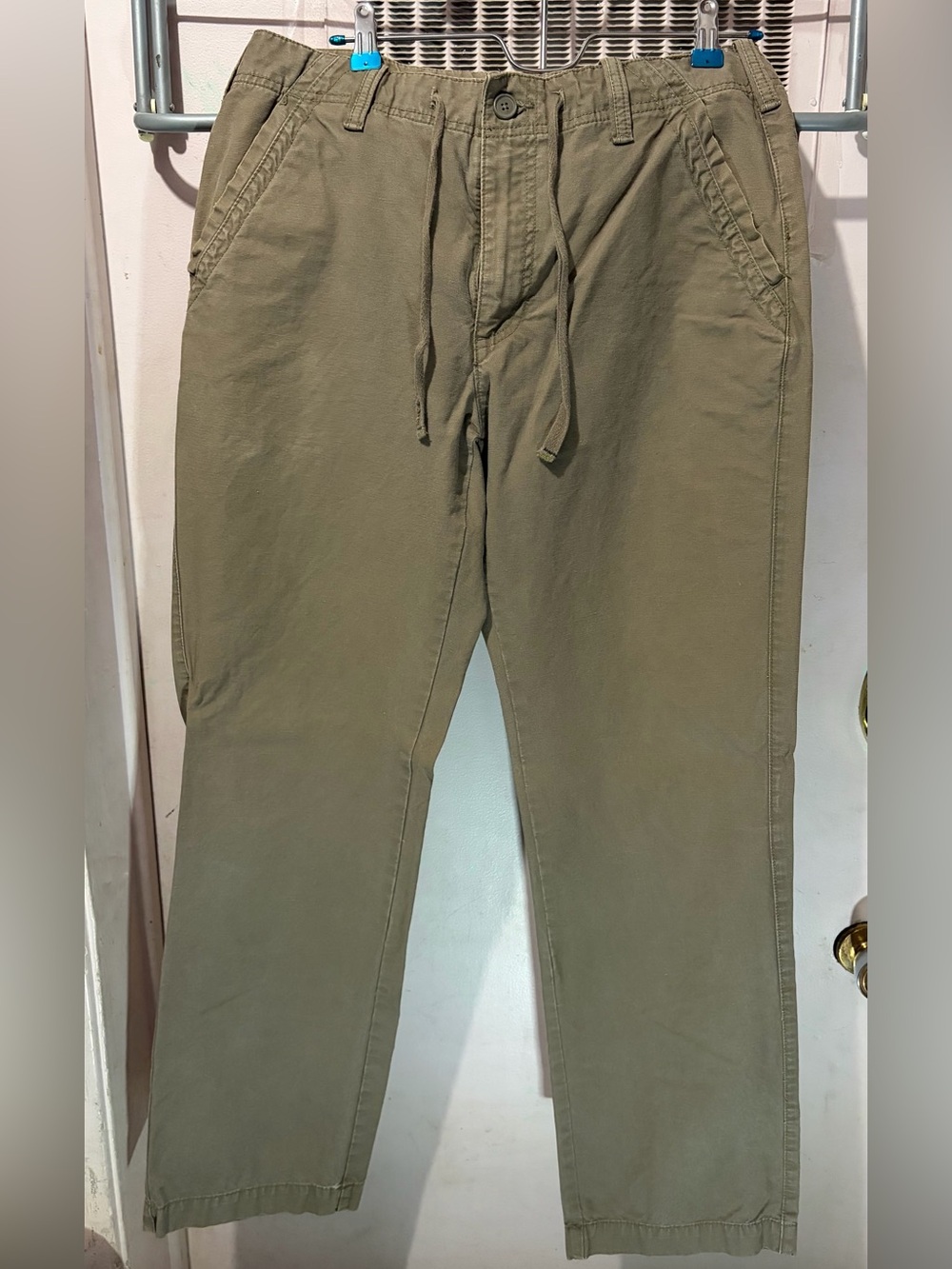 GAP Olive Drawstring Chinos – Men's Casual Pants